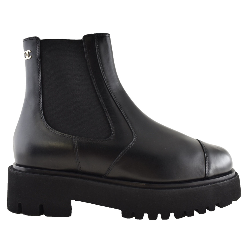 Chanel 24B Black Calfskin Leather CC Logo Pull On Chelsea Ankle Platform Boot 39 - Picture 1 of 16